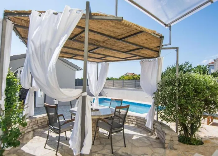 Ana - Zadar By Guide