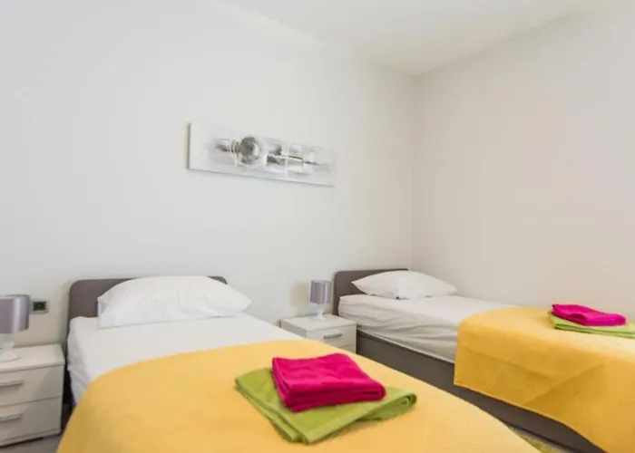 Ana - Zadar By Guide * 扎达尔