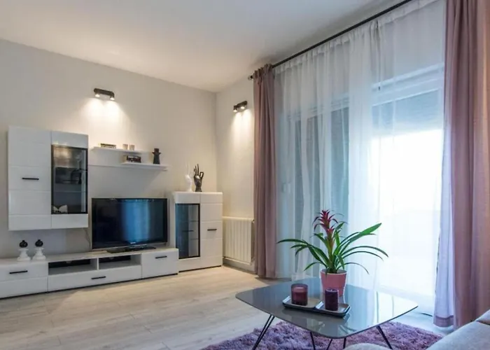 Ana - Zadar By Guide 扎达尔